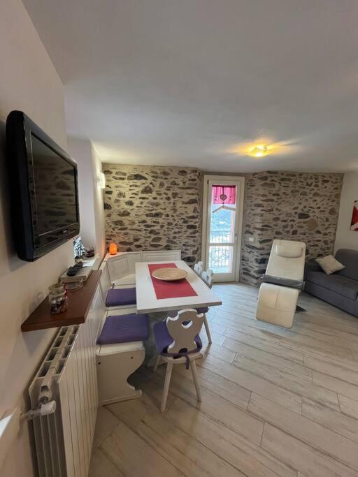 Villa d'Allegno Trilocale Con Vista Piste Da Sci 아파트 외부 사진